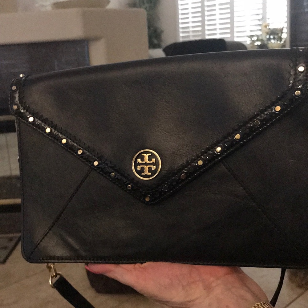 Tory birch envelope style shoulder bag
